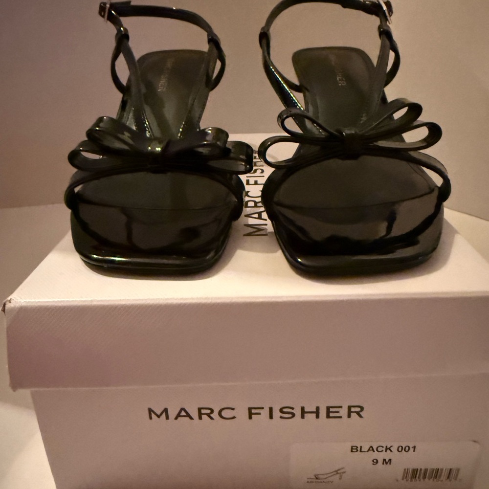 Marc Fisher Black Patent Bow Sling Kitty Heels Women’s 9